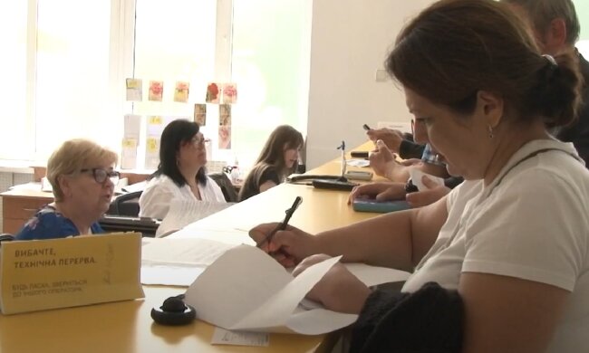 Гуманітарна допомога для пенсіонерів у Харкові