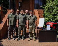 Жизненно важная помощь по тылу: ВСУ получили Starlink и генератор от Госэкоинспекции